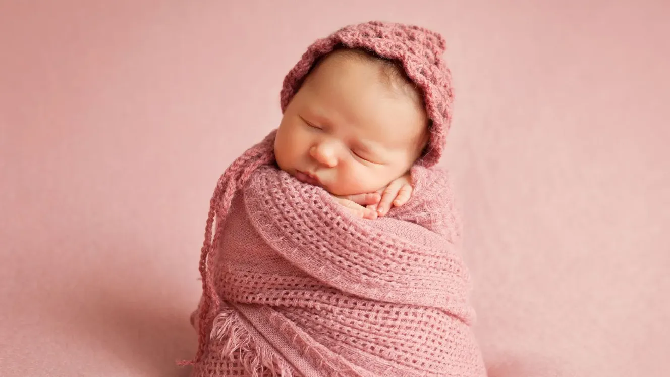 Yeni doğmuş bebeğin ilk muayenesi ve bakımı